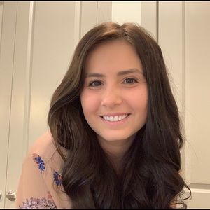 Meet your Posher, Brooke